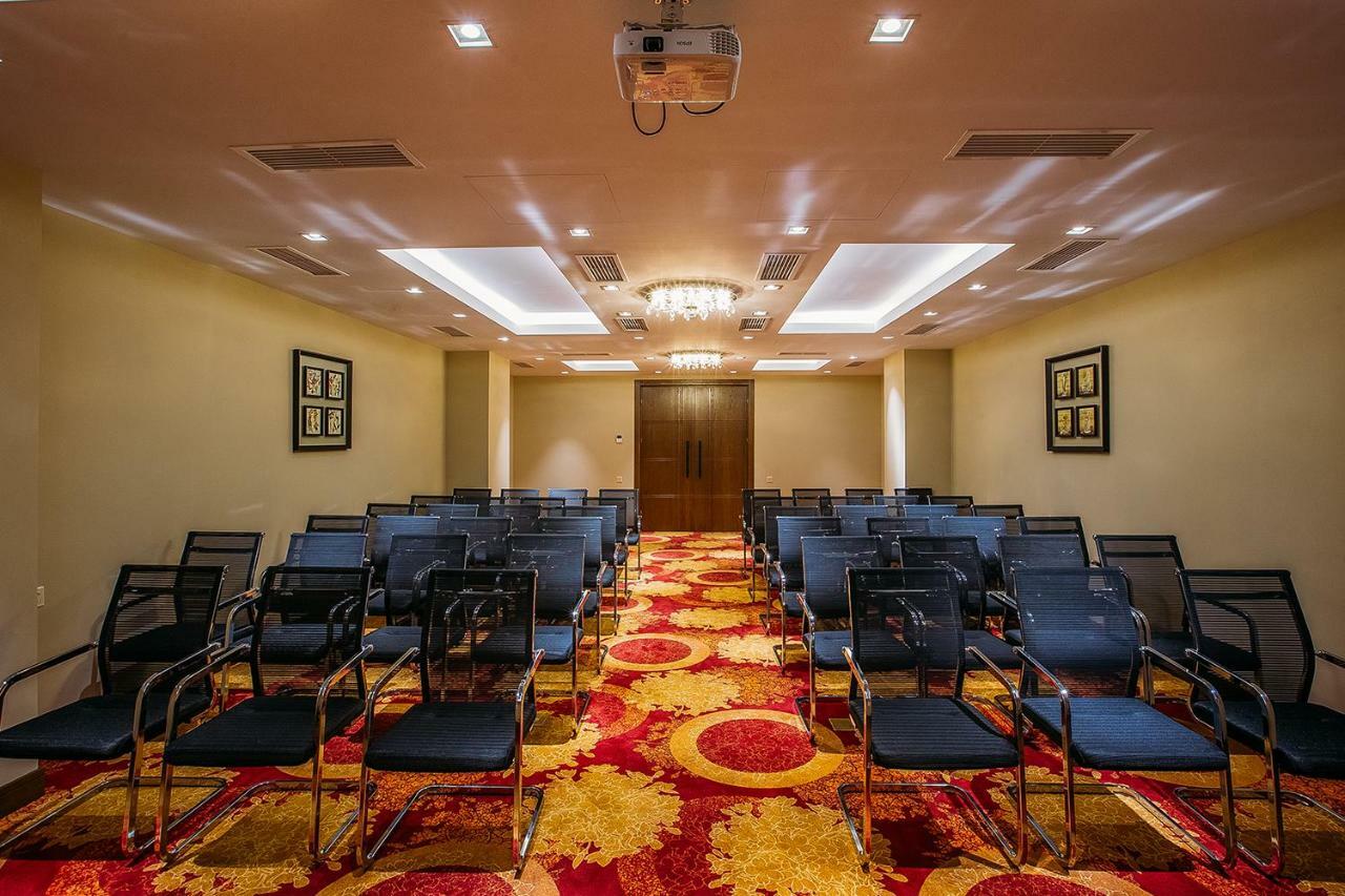 Horizont Hotel Tbiliszi Kültér fotó